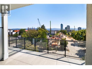 604 Cawston Avenue Unit# 415. Kelowna, British Columbia