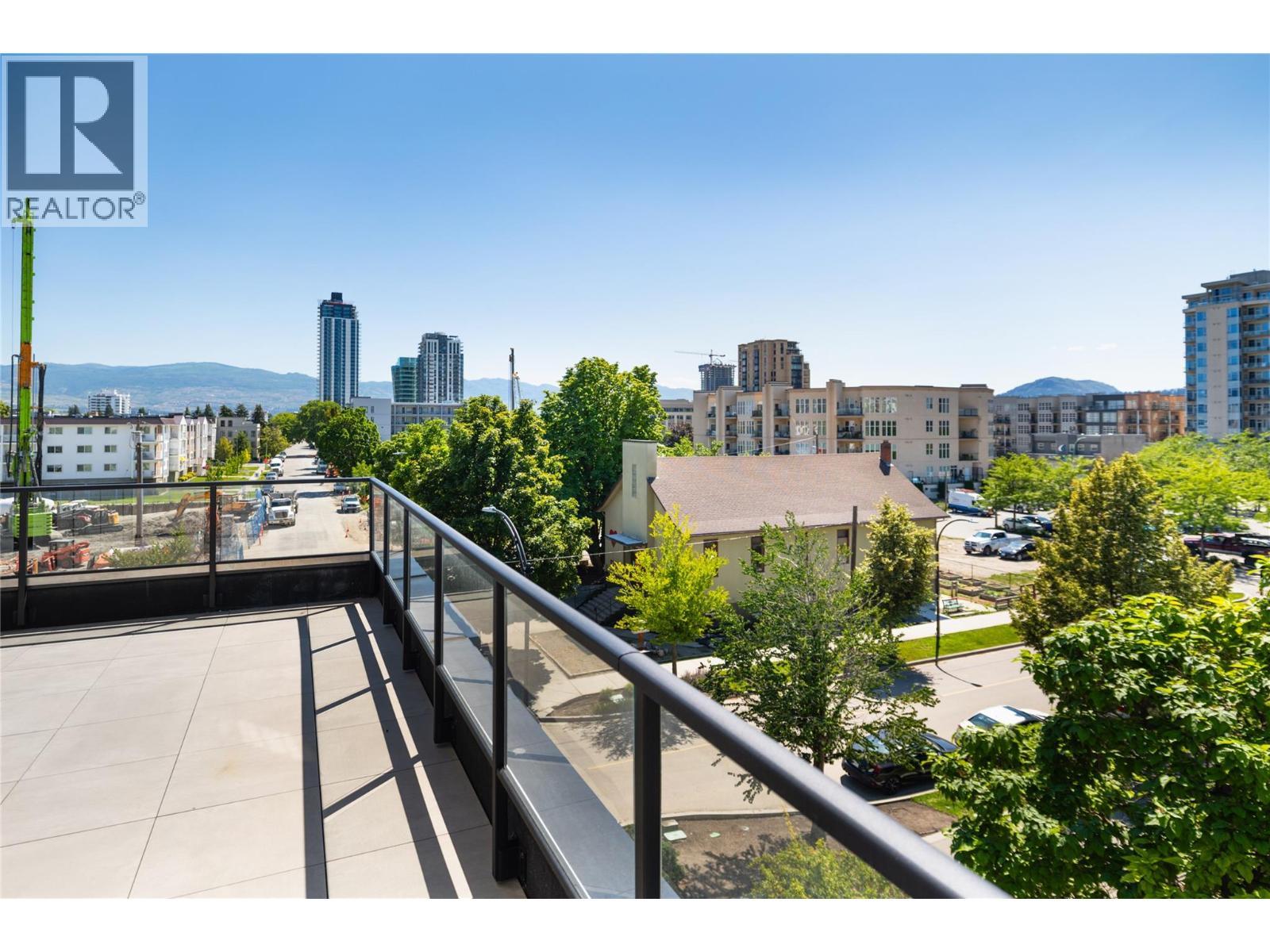 604 Cawston Avenue Unit# 415. Kelowna, British Columbia