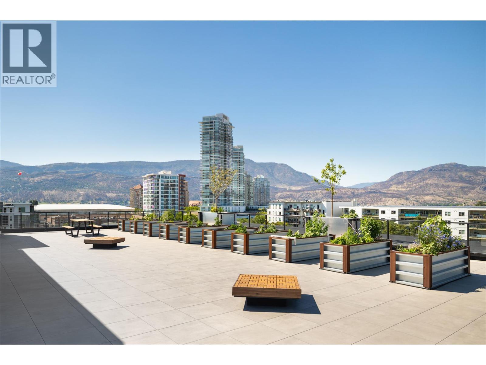 604 Cawston Avenue Unit# 415. Kelowna, British Columbia