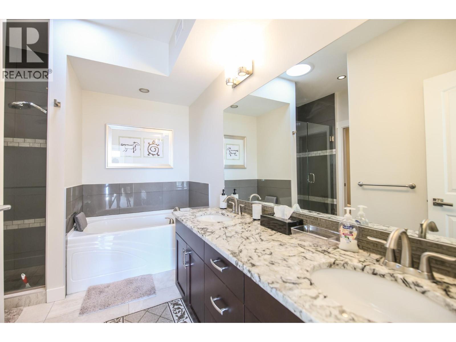 2000 Valleyview Drive Unit# 25. Osoyoos, British Columbia