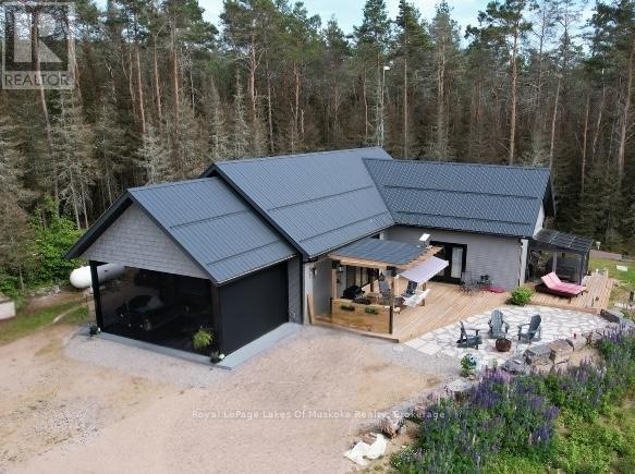 679 Boulder Road, South River