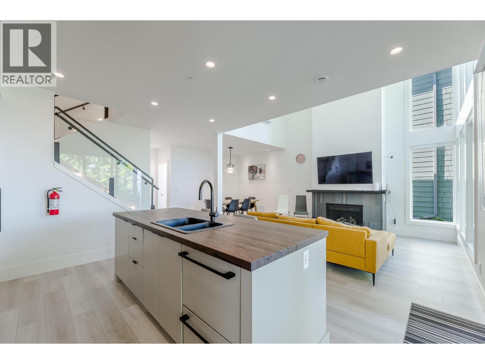 3240 Landry Crescent. Summerland, British Columbia