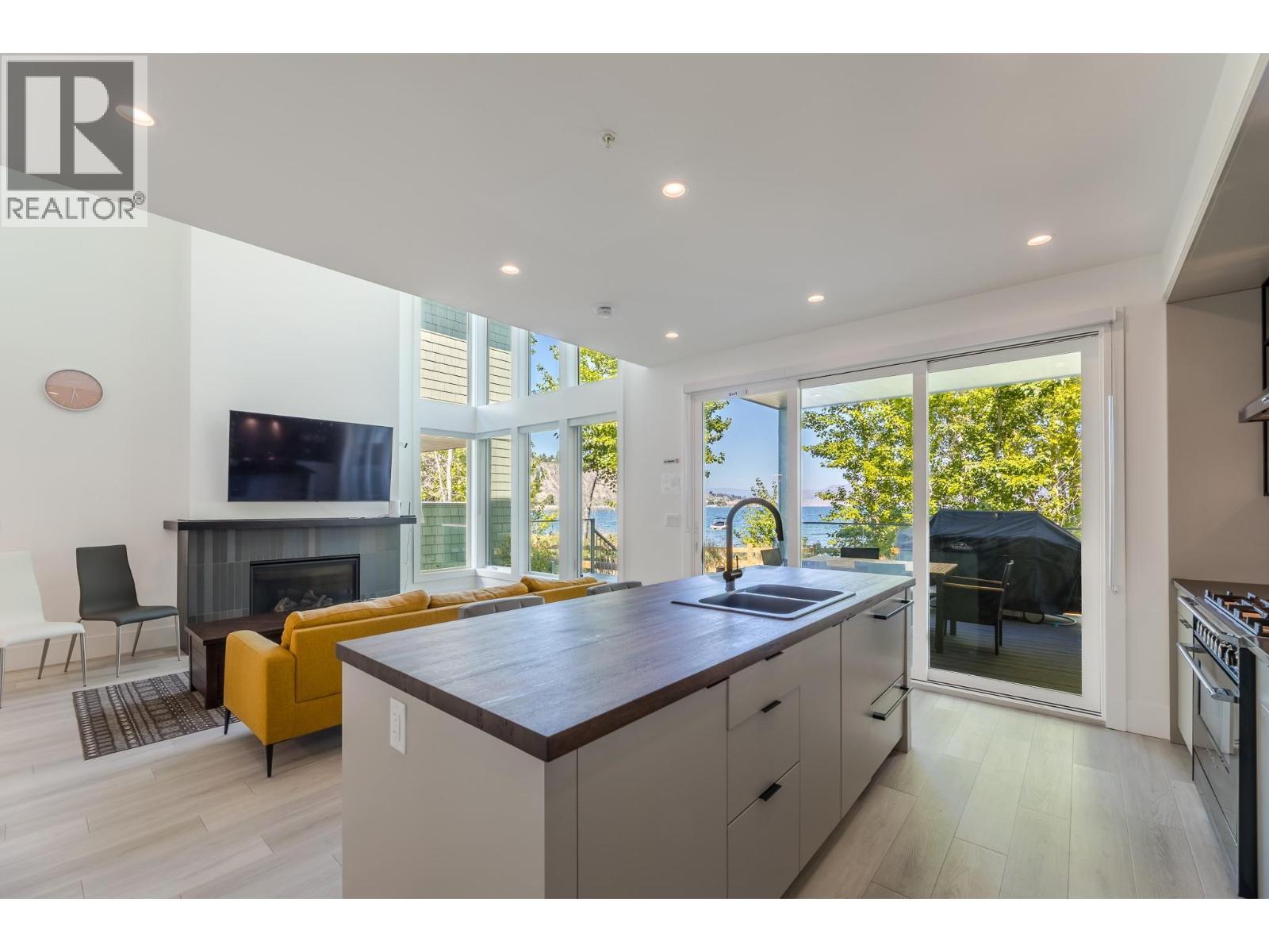 3240 Landry Crescent. Summerland, British Columbia