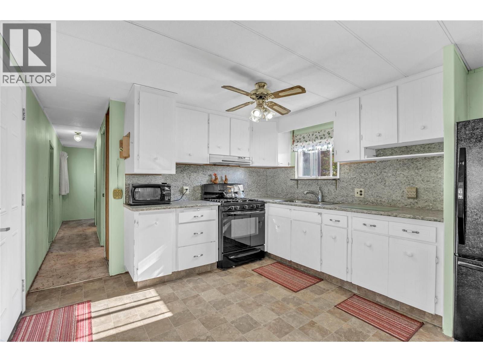 263 Hwy 3 Unit# 27. Princeton, British Columbia