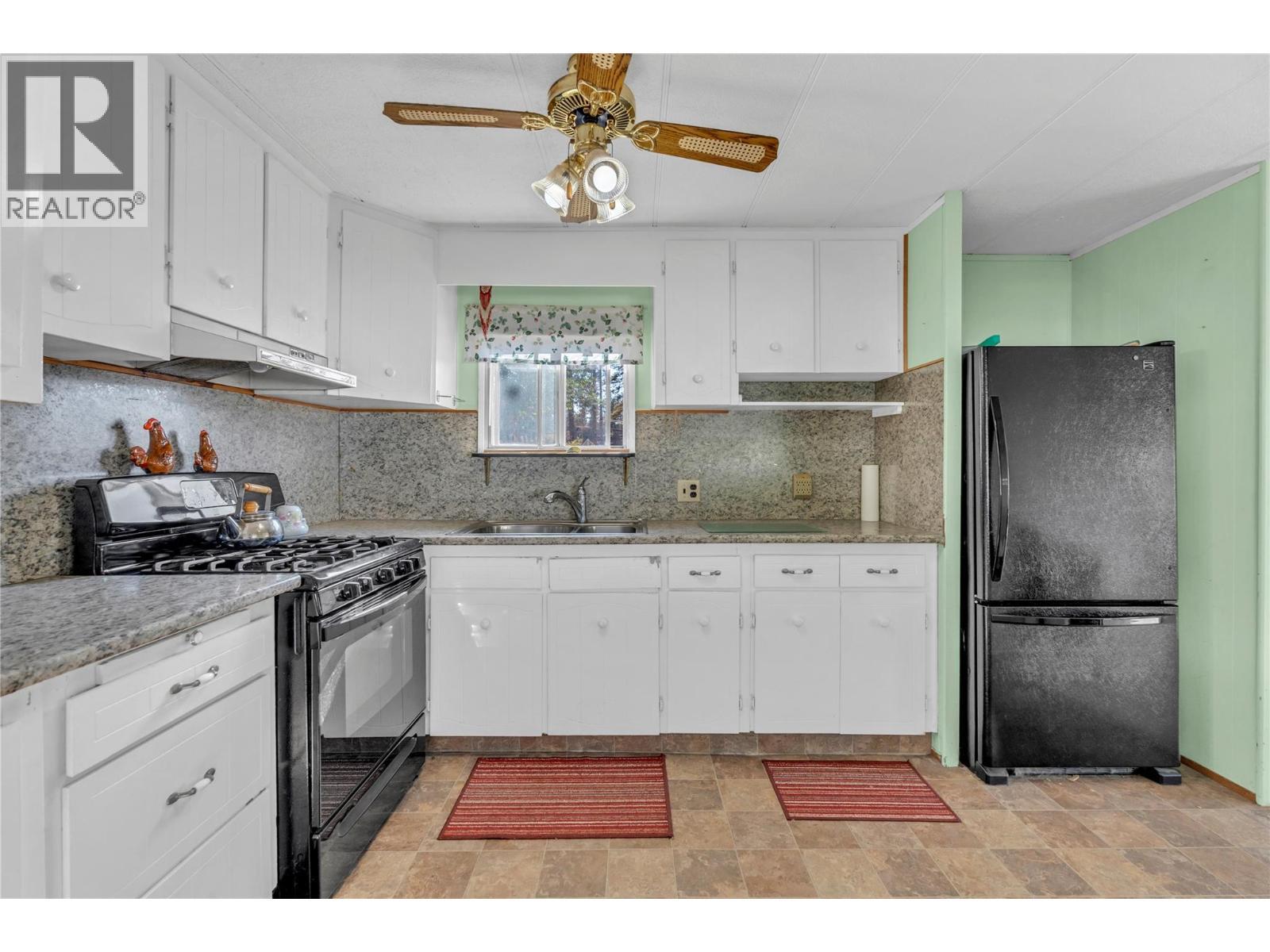 263 Hwy 3 Unit# 27. Princeton, British Columbia