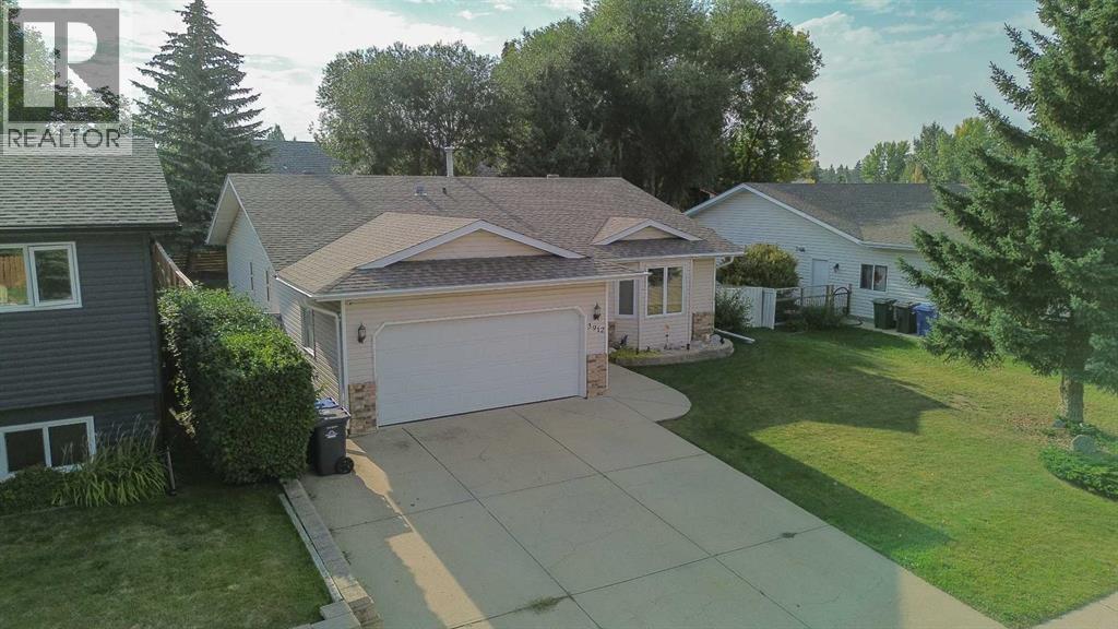 3912 54th Avenue, Innisfail