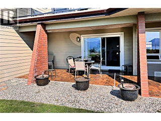 4340a Beach Avenue Unit# 102. Peachland, British Columbia