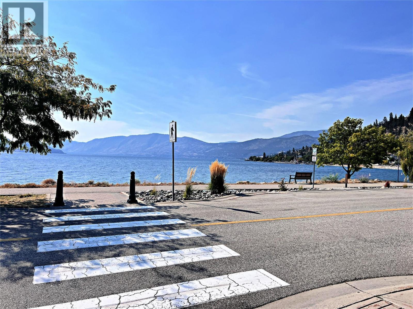 4340a Beach Avenue Unit# 102. Peachland, British Columbia