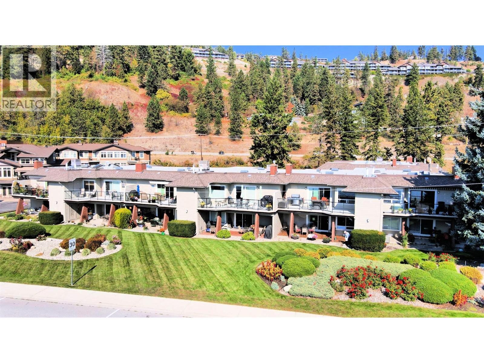 4340a Beach Avenue Unit# 102. Peachland, British Columbia