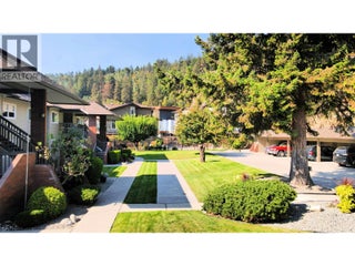 4340a Beach Avenue Unit# 102. Peachland, British Columbia