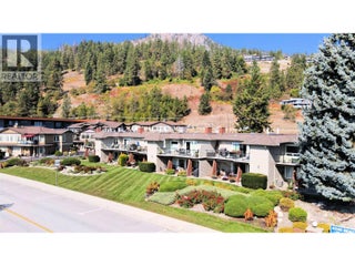 4340a Beach Avenue Unit# 102. Peachland, British Columbia
