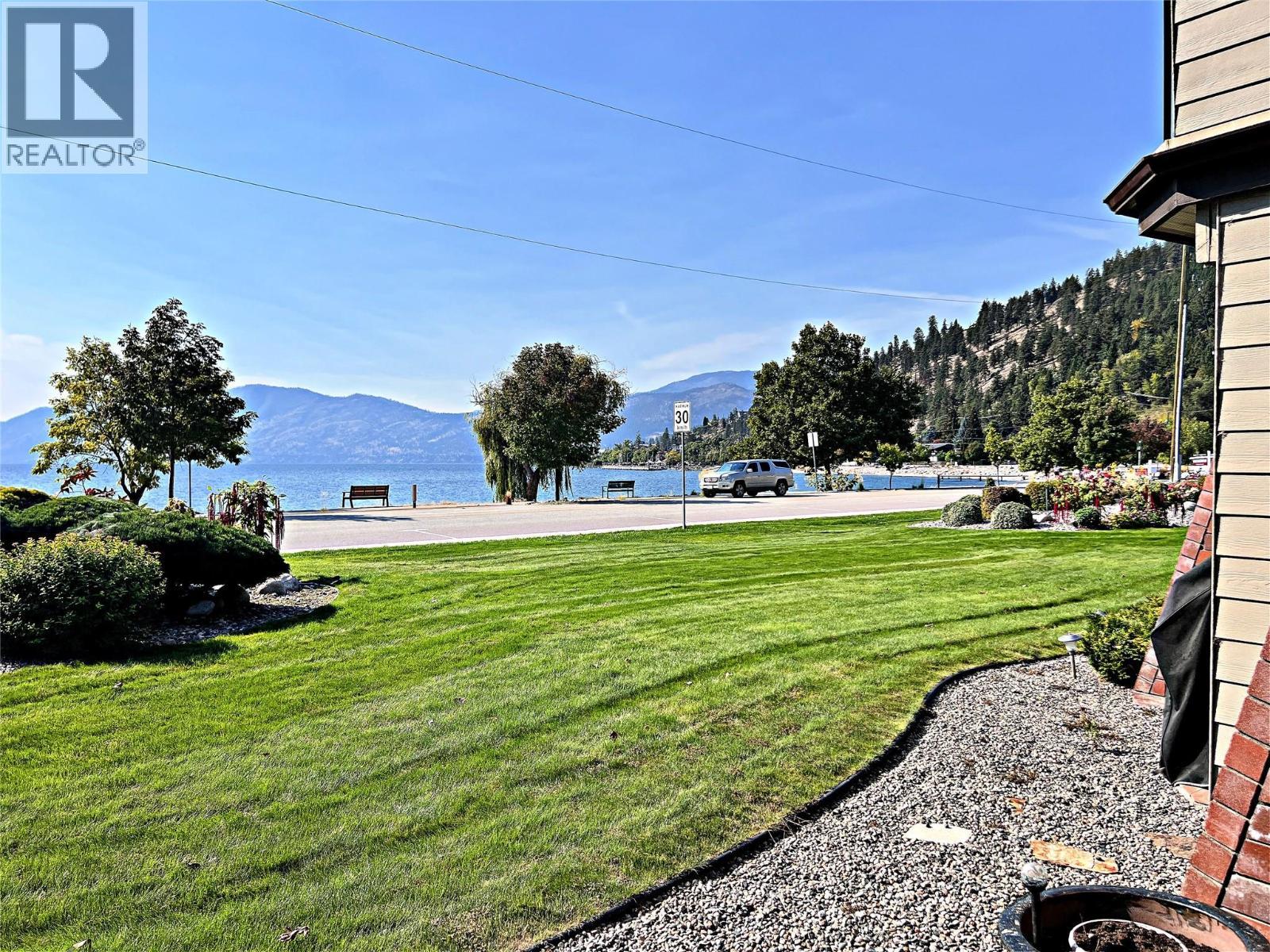 4340a Beach Avenue Unit# 102. Peachland, British Columbia