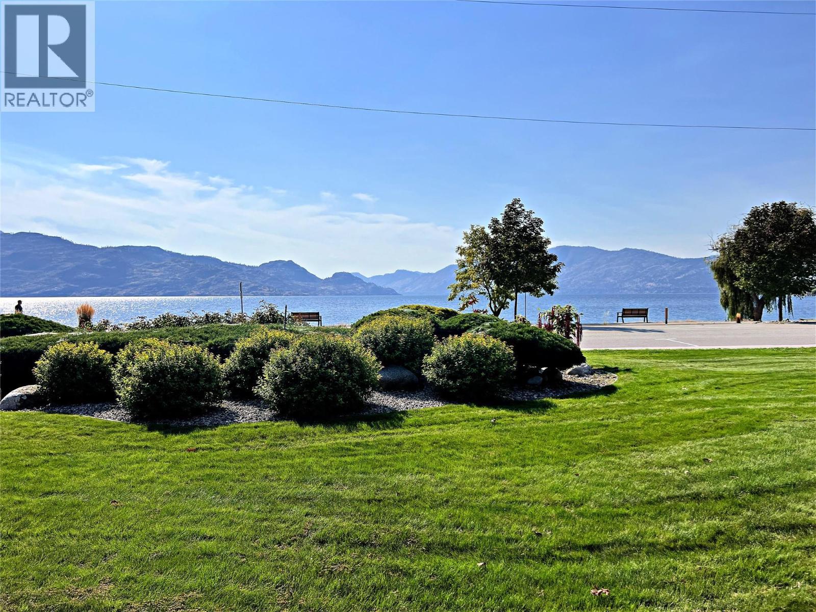 4340a Beach Avenue Unit# 102. Peachland, British Columbia