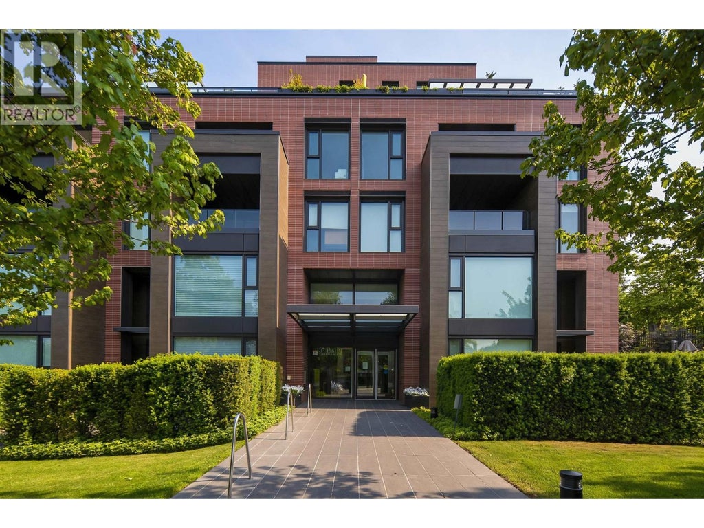 310 1561 W 57 Avenue, Vancouver