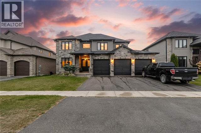 263 Wedgewood Drive, Woodstock