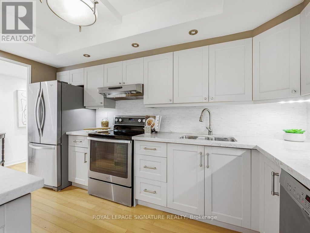 1008 - 2045 Lake Shore Boulevard W, Toronto (mimico)