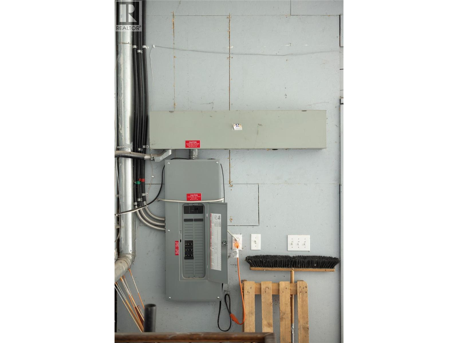 10108 Venables Drive. Coldstream, British Columbia