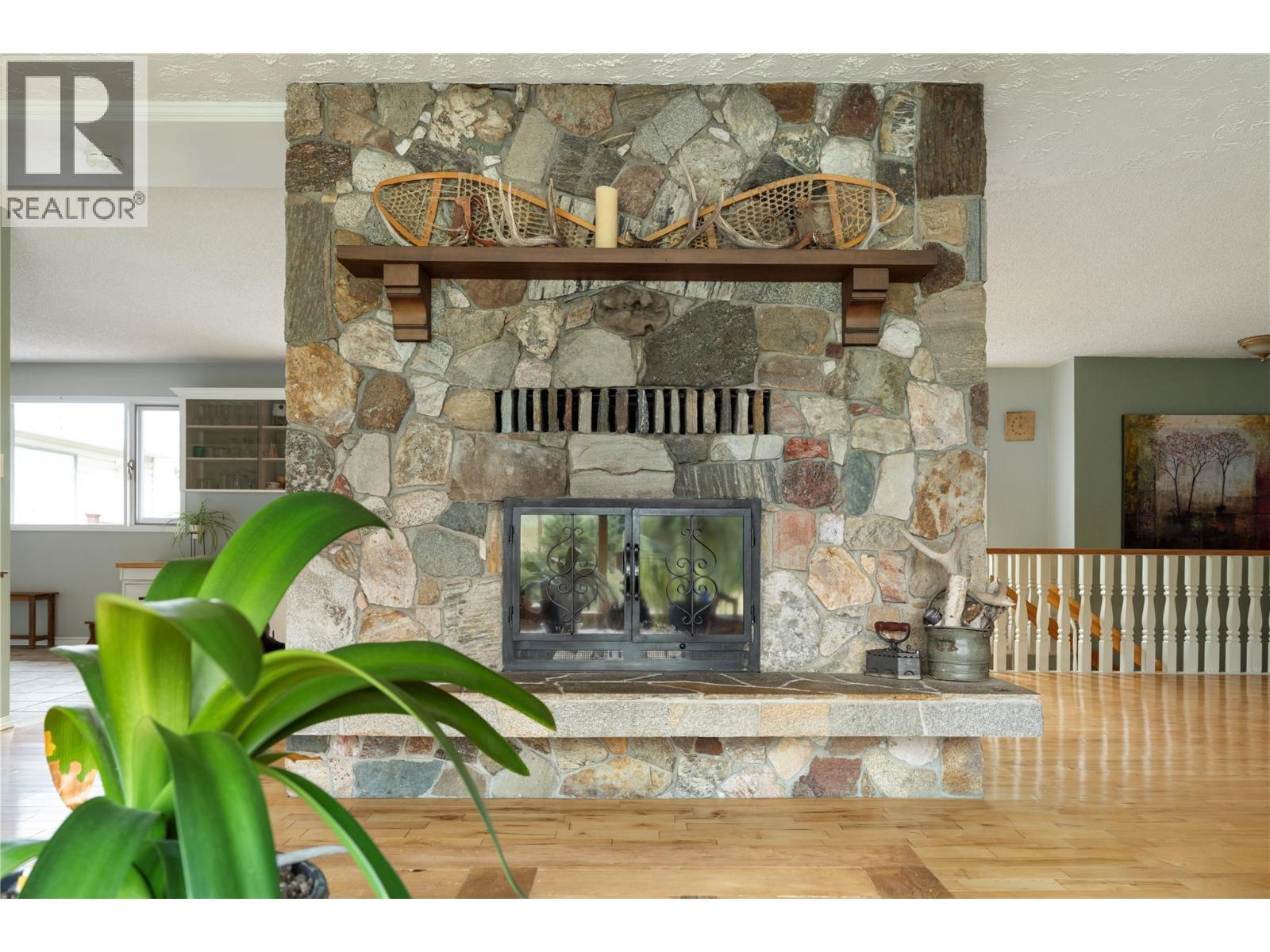 10108 Venables Drive. Coldstream, British Columbia