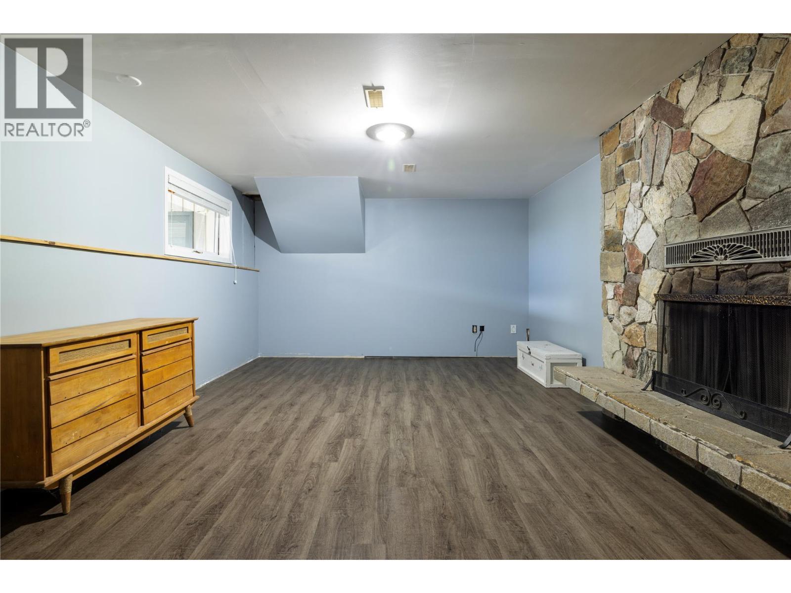 10108 Venables Drive. Coldstream, British Columbia