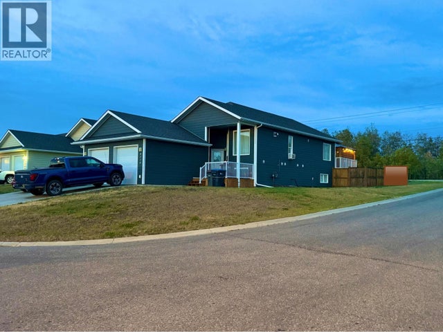 8216 17a Street, Dawson Creek