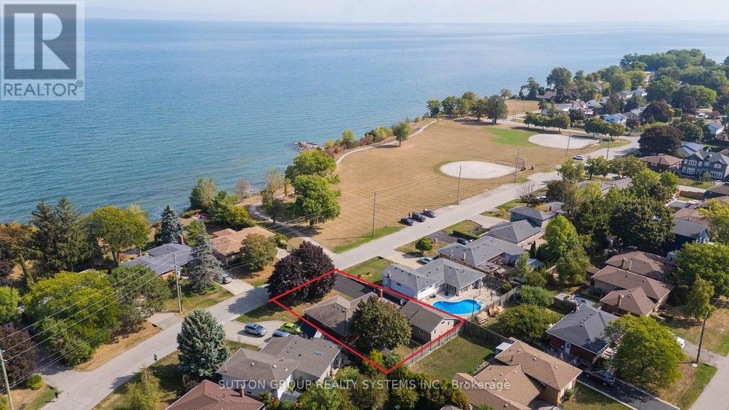 83 Lakeside Drive, Grimsby (grimsby Beach)