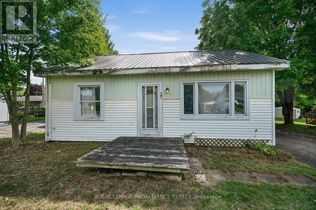 27 Broadway Avenue, Brockville