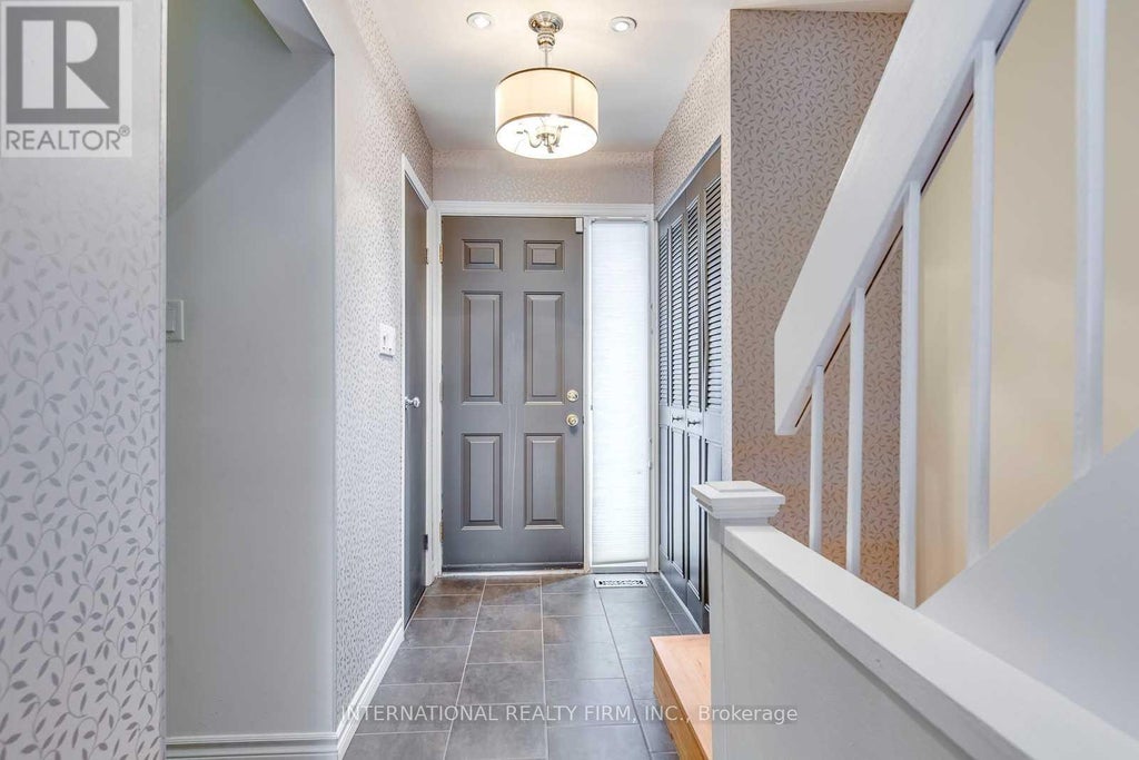 15 - 6855 Glen Erin Drive, Mississauga (meadowvale)