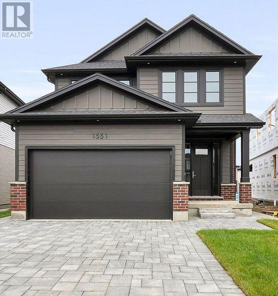 1331 Bush Hill Link, London North (north S)