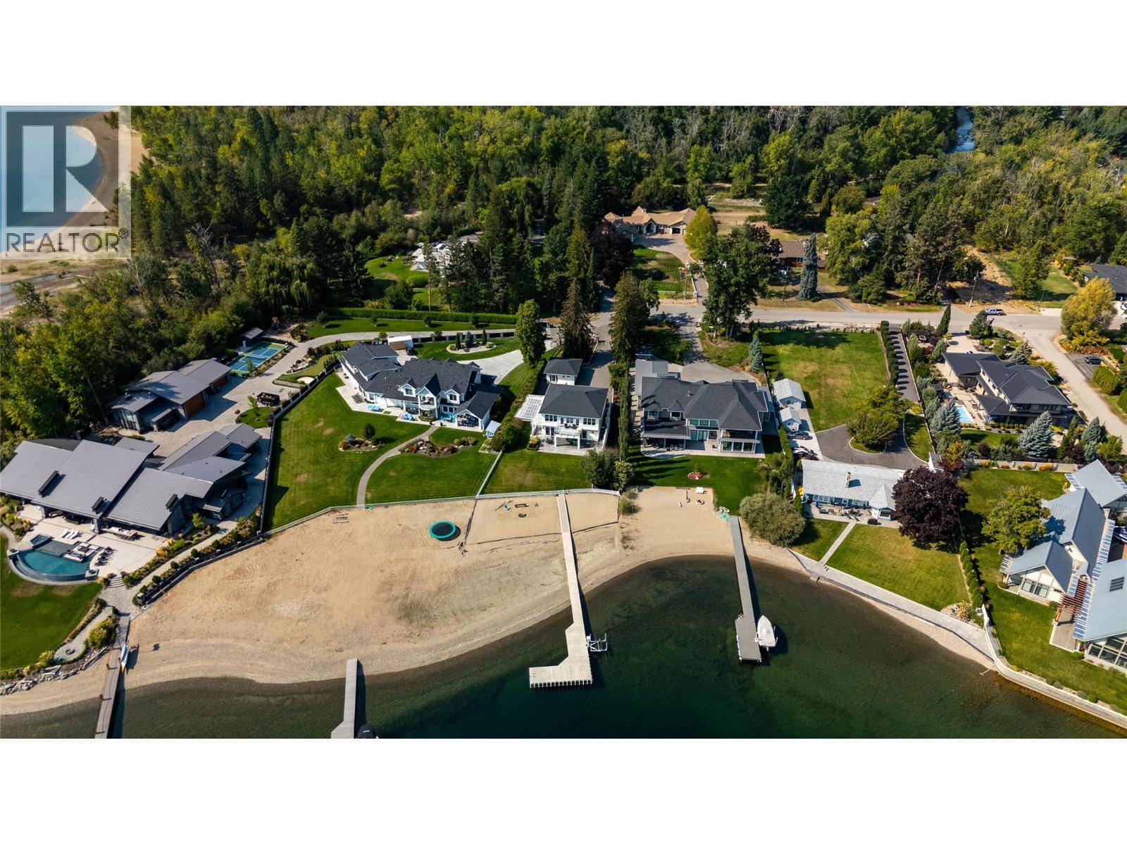 4217 Williams Avenue. Summerland, British Columbia