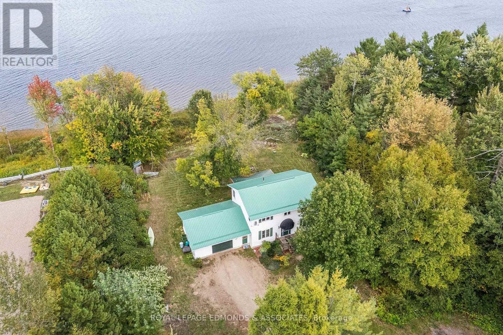 1095 Mountainview Drive, Laurentian Valley