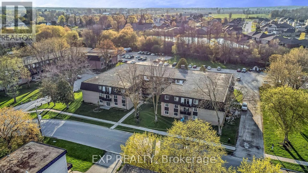104 - 601 Barber Avenue N, North Perth (listowel)