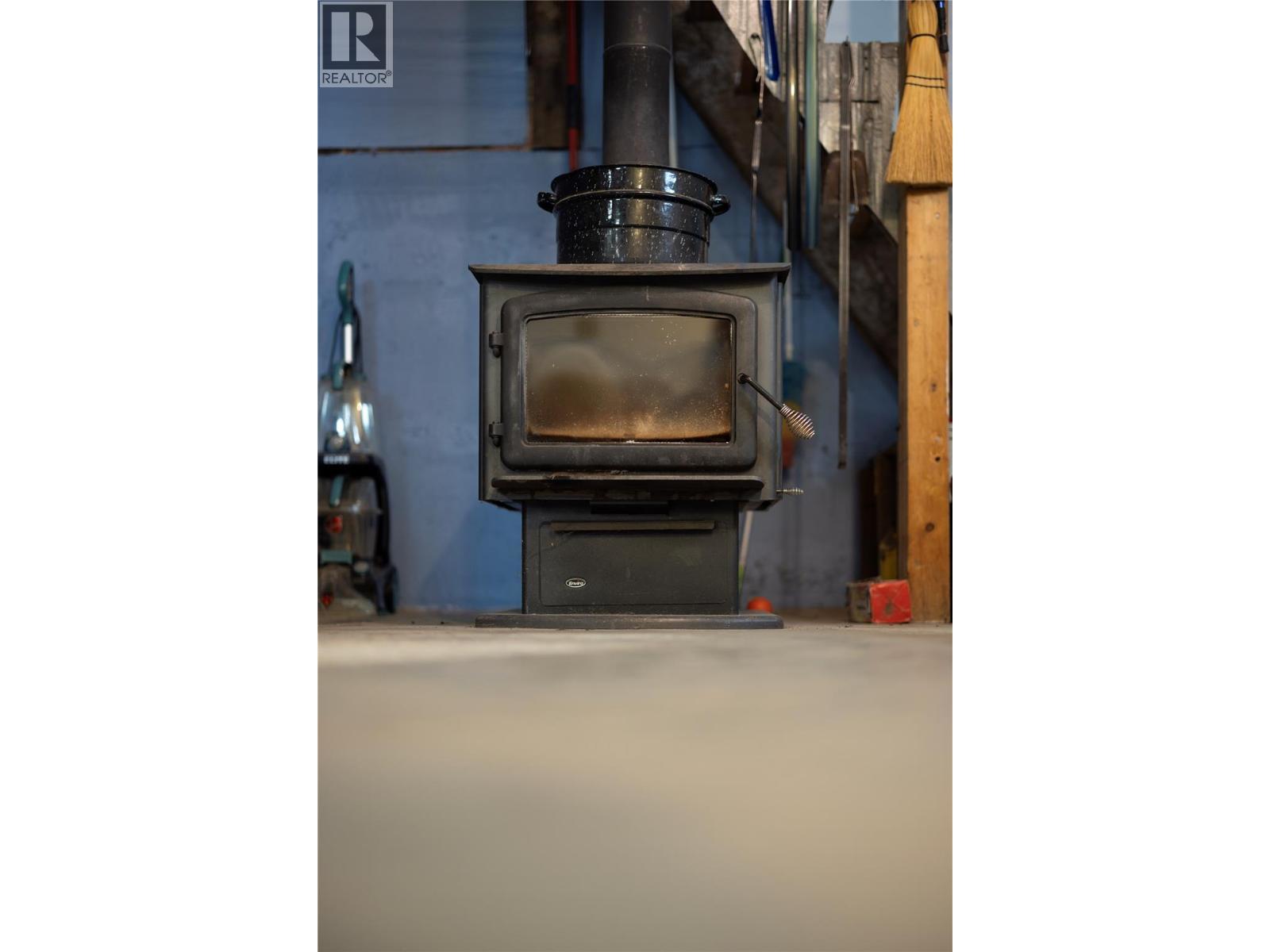 1440 Trinity Valley Road. Lumby, British Columbia