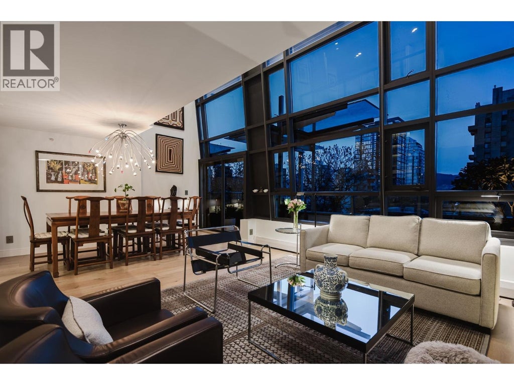 Ph7 1688 Robson Street, Vancouver