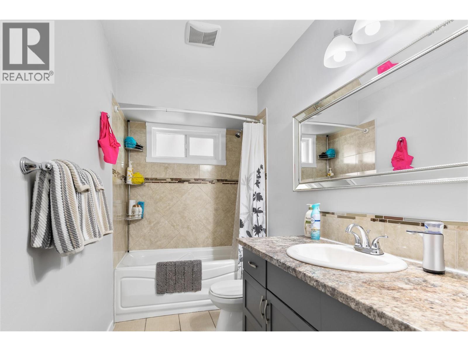 1206 43 Avenue. Vernon, British Columbia