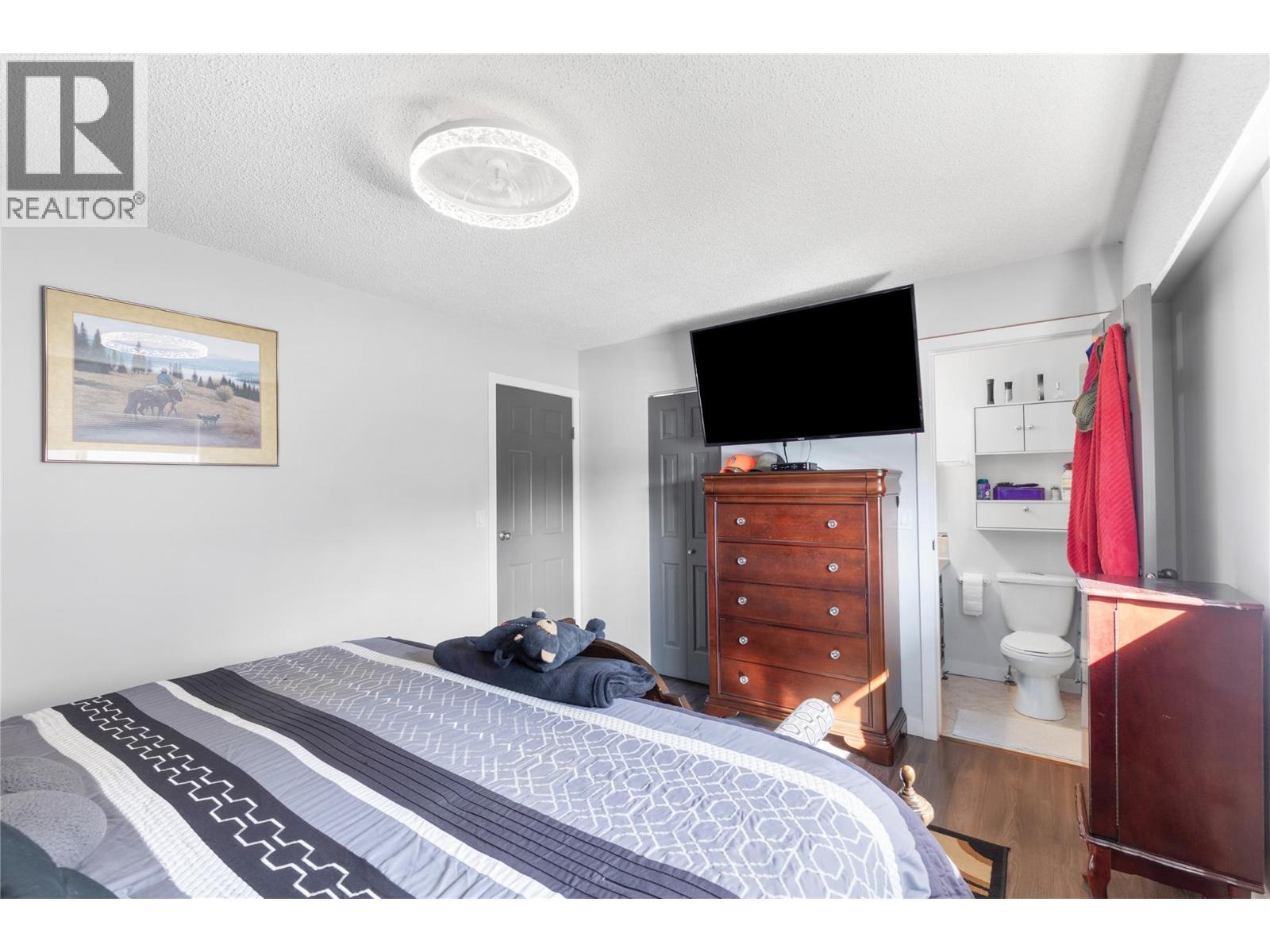 1206 43 Avenue. Vernon, British Columbia