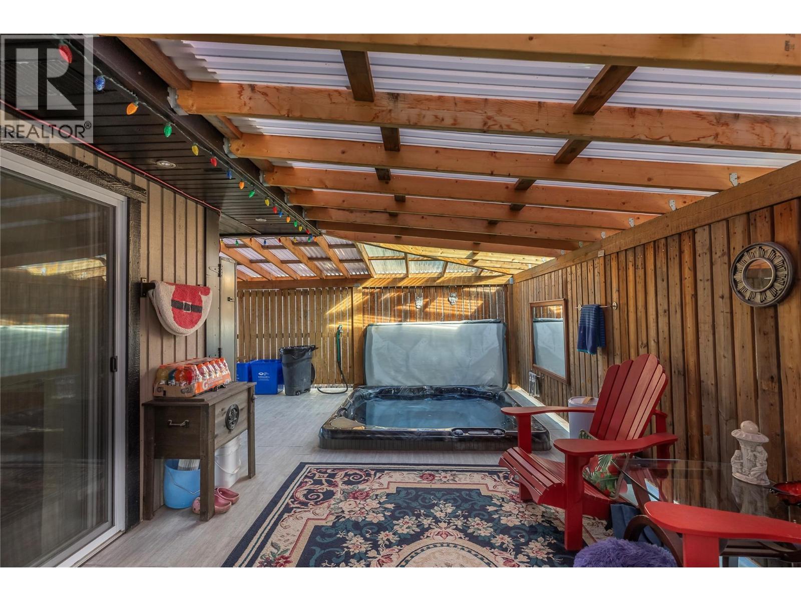 1206 43 Avenue. Vernon, British Columbia