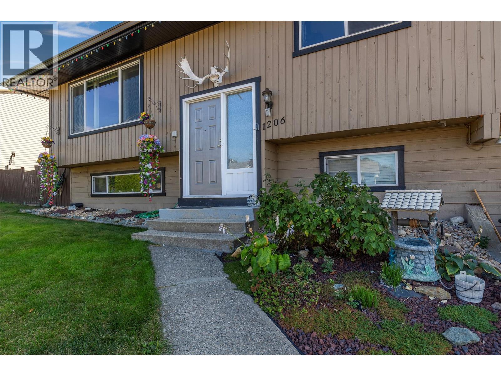 1206 43 Avenue. Vernon, British Columbia