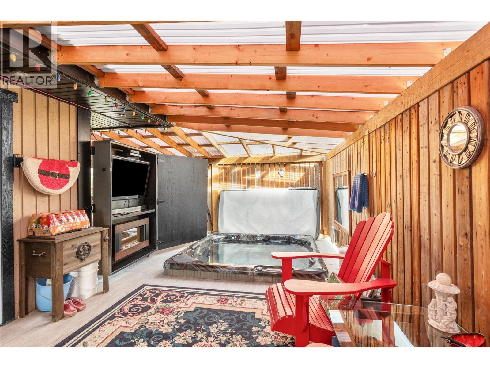 1206 43 Avenue. Vernon, British Columbia