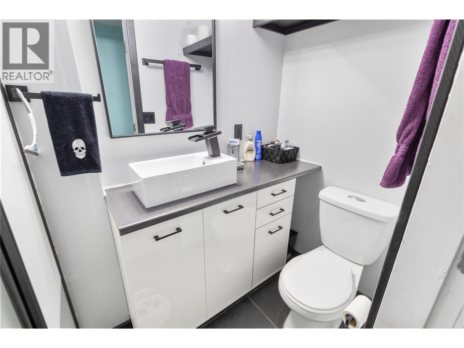 1206 43 Avenue. Vernon, British Columbia