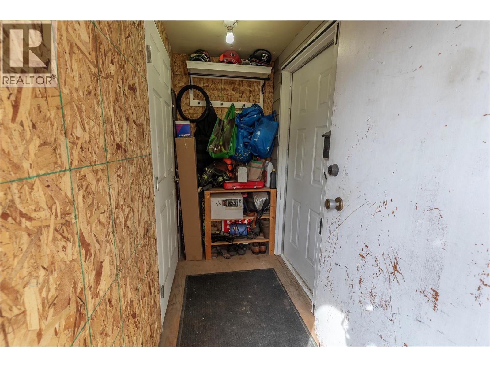 1206 43 Avenue. Vernon, British Columbia