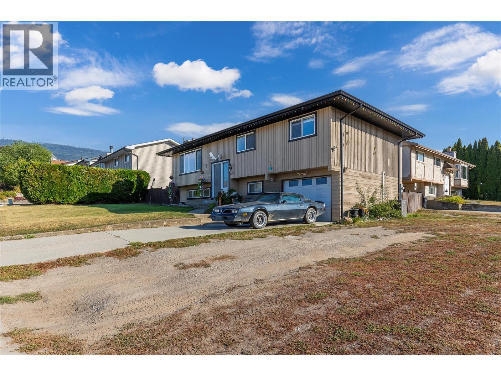 1206 43 Avenue. Vernon, British Columbia