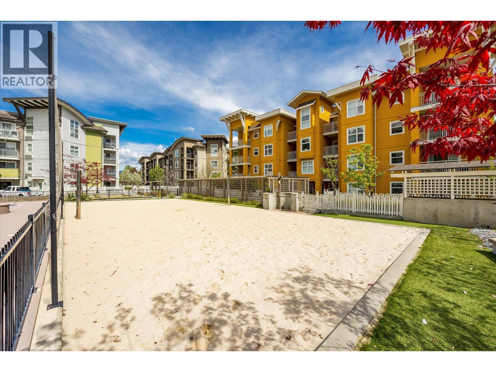 539 Yates Road Unit# 215. Kelowna, British Columbia