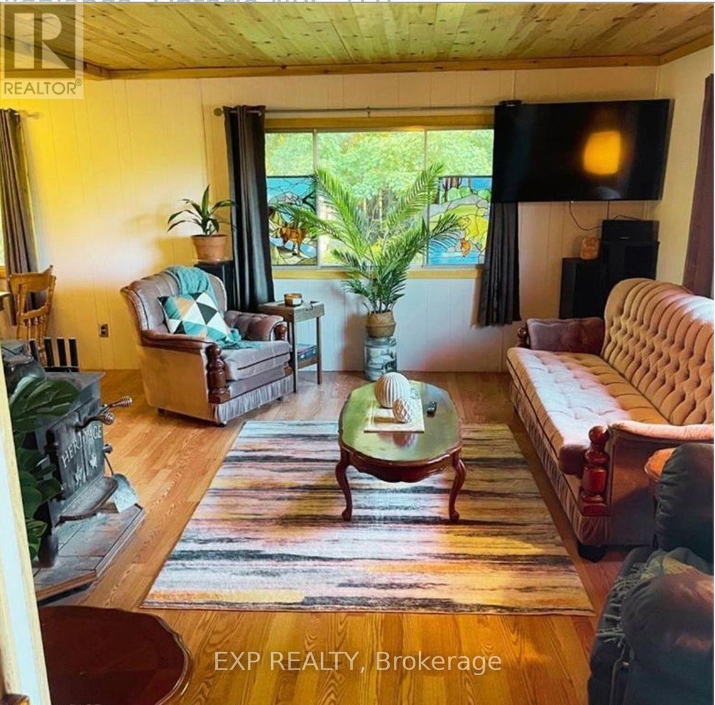 813016 East Back Line E, Grey Highlands