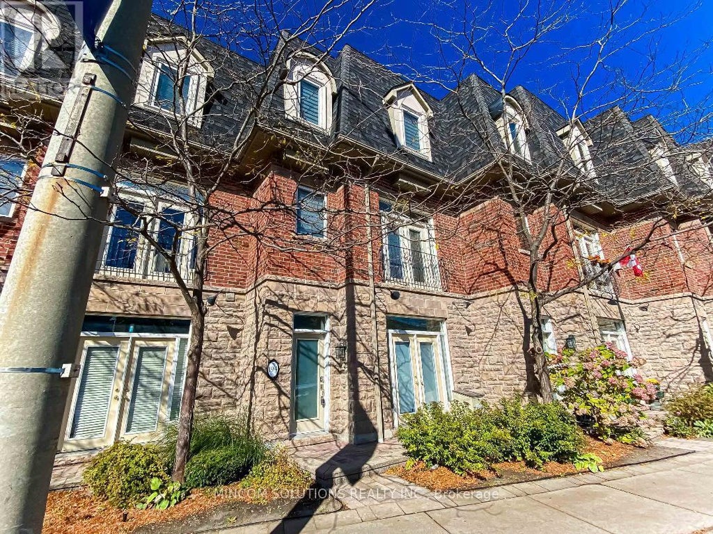 194 Lakeshore Road W, Mississauga (port Credit)