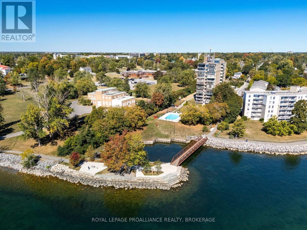 501 - 2 Mowat Avenue, Kingston (central City West)