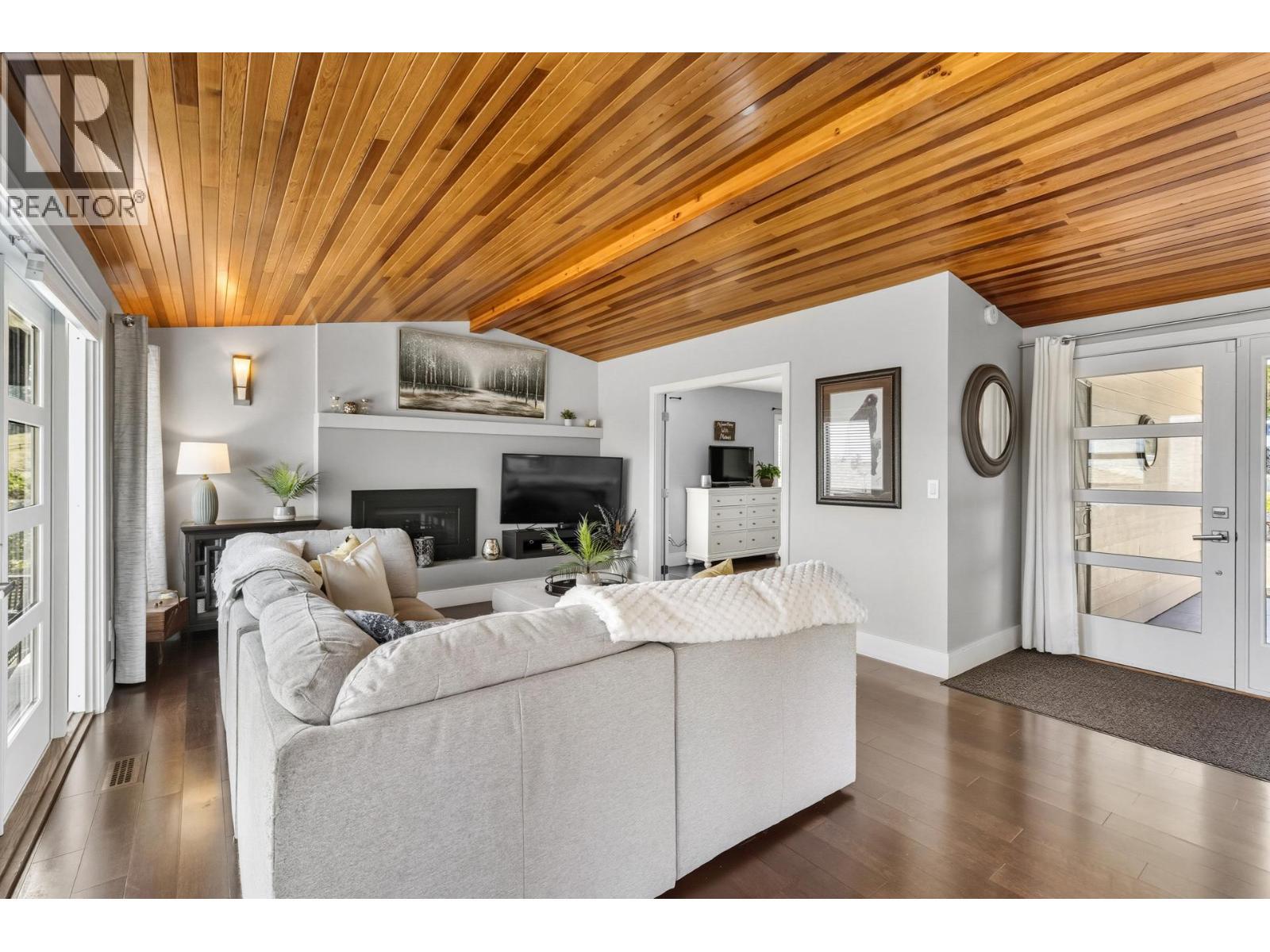 6555 Sherburn Road. Peachland, British Columbia