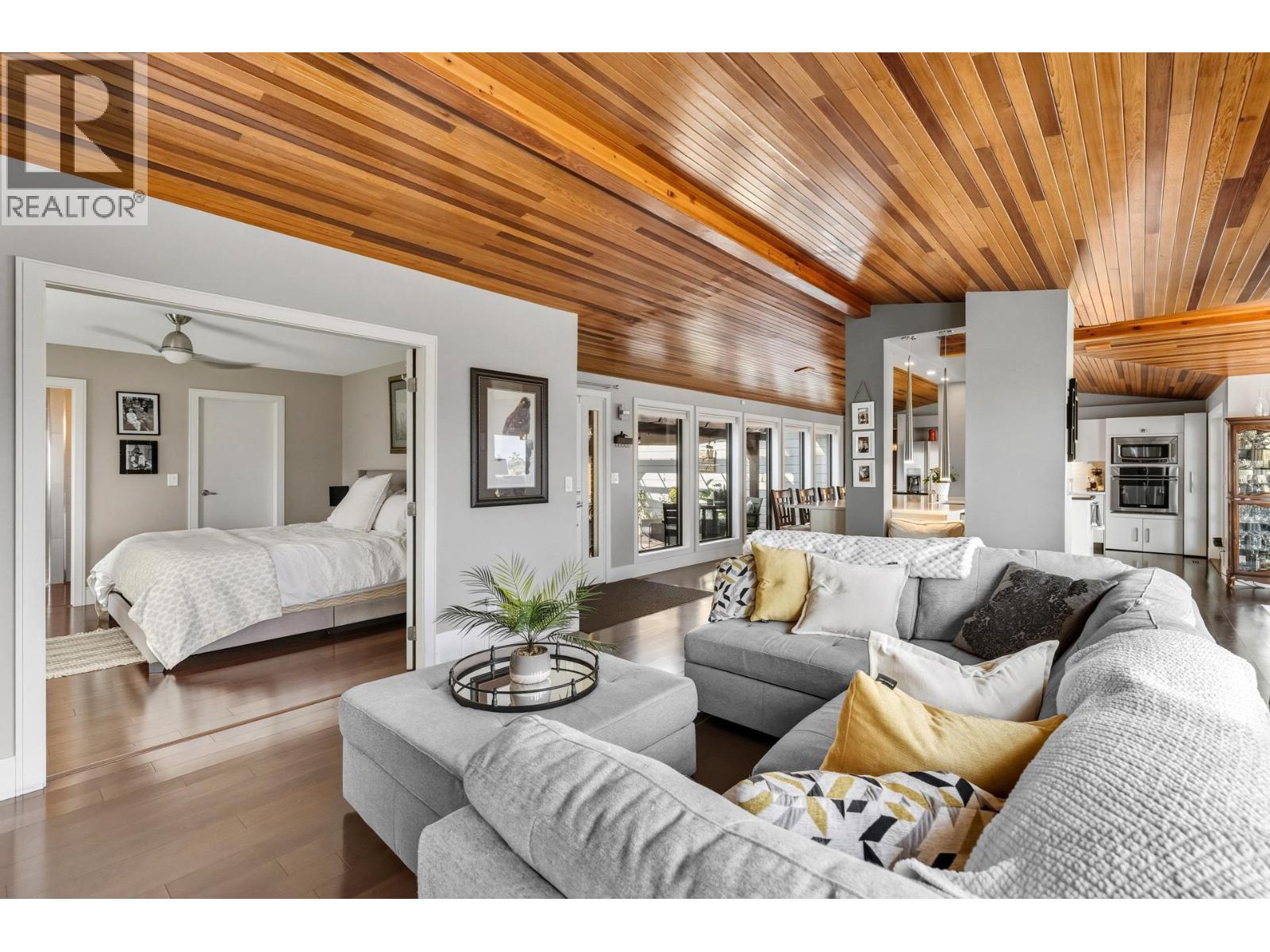 6555 Sherburn Road. Peachland, British Columbia