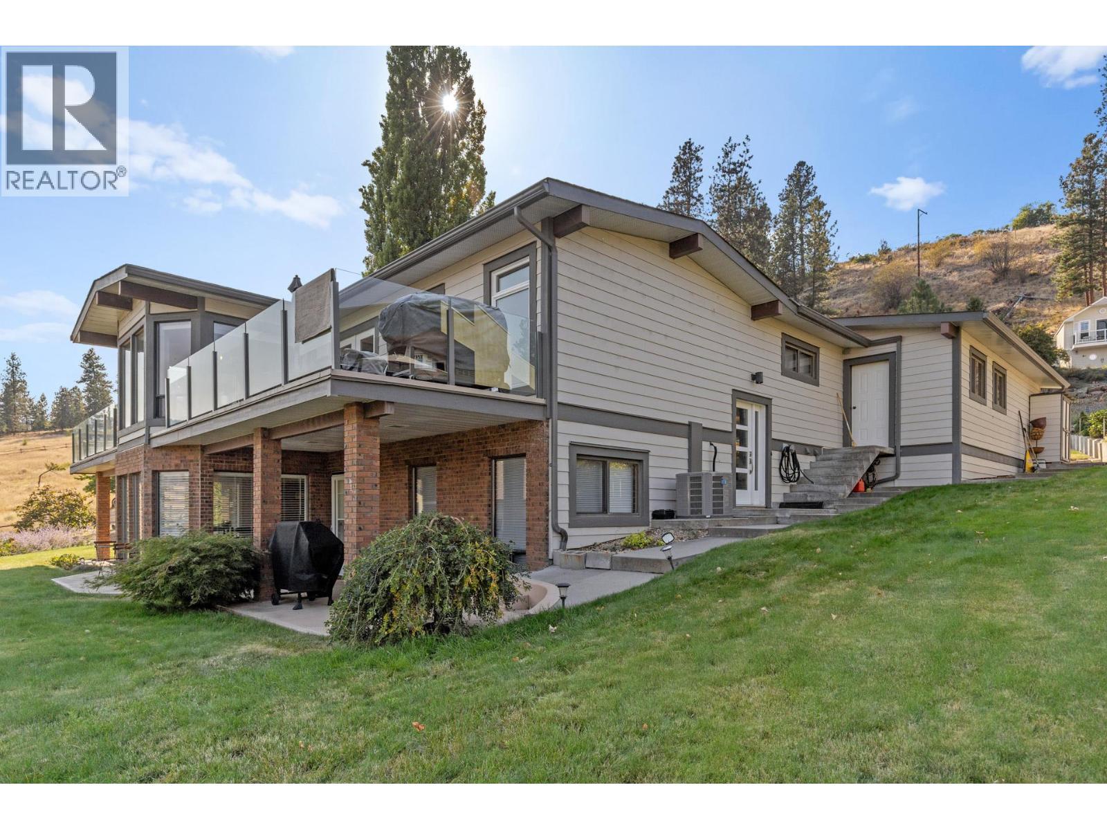 6555 Sherburn Road. Peachland, British Columbia