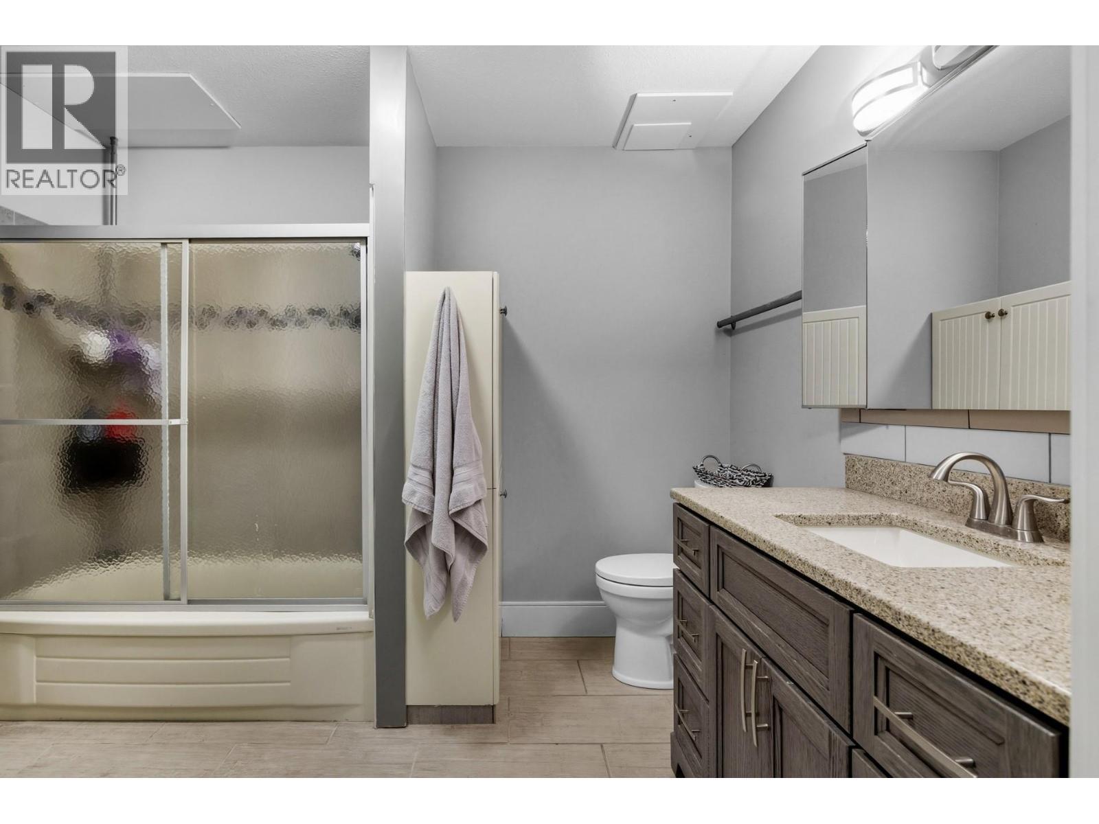 6555 Sherburn Road. Peachland, British Columbia