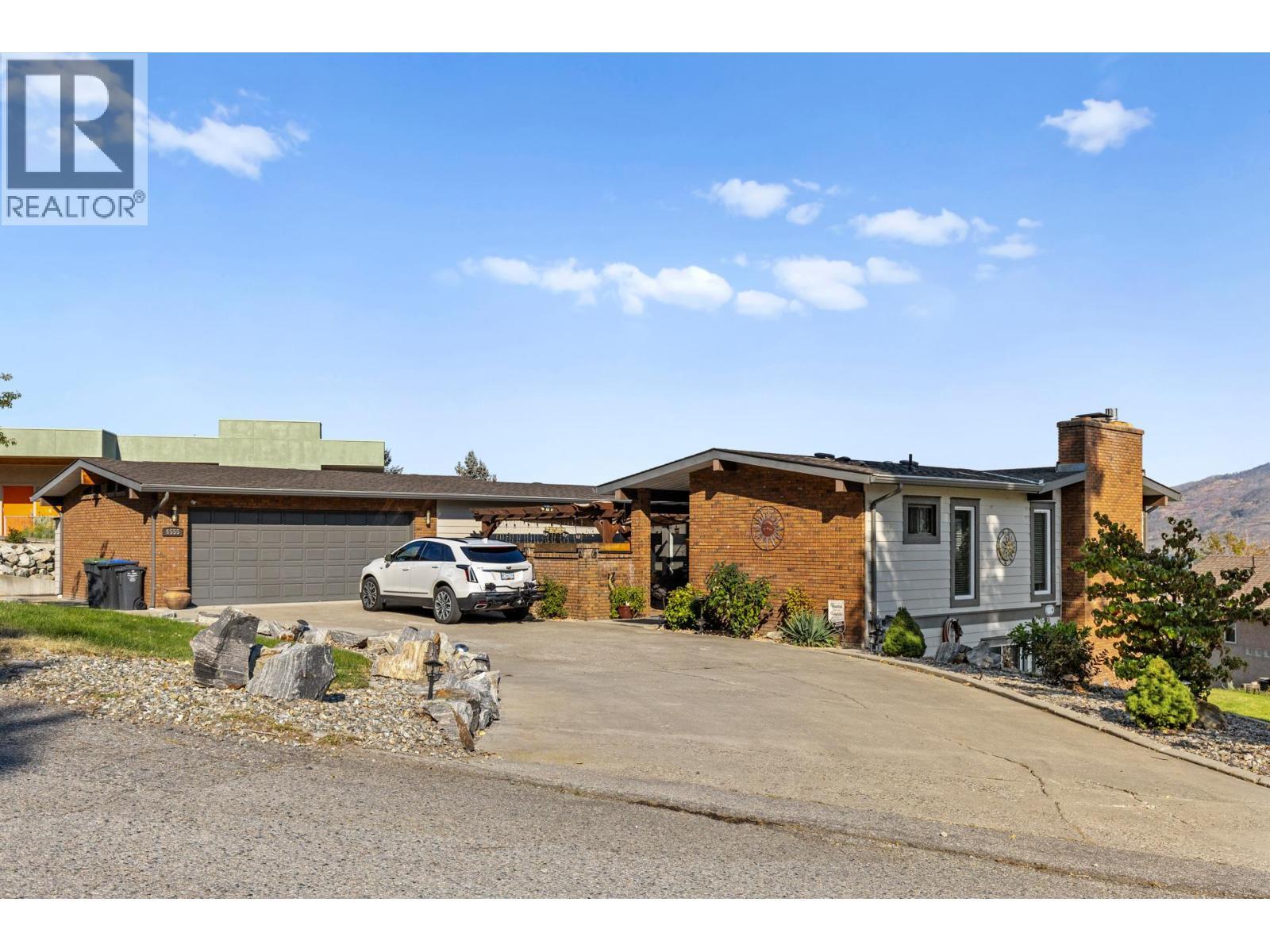 6555 Sherburn Road. Peachland, British Columbia